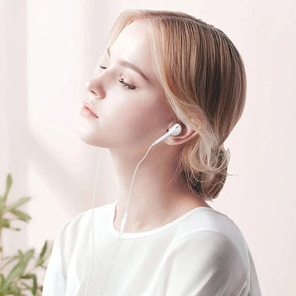 Wired Earphones, Portable Wired Earplugs with Microphone and Volume Control, Universal In-ear Headphones for Type C Devices